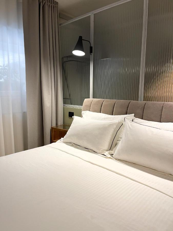 Raha Suites Syracuse Buitenkant foto
