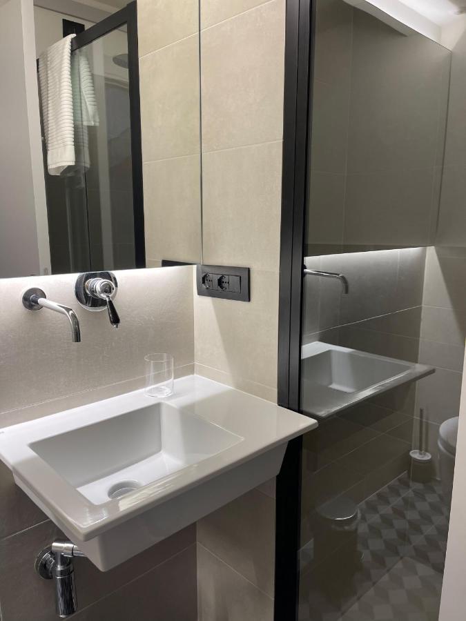 Raha Suites Syracuse Buitenkant foto
