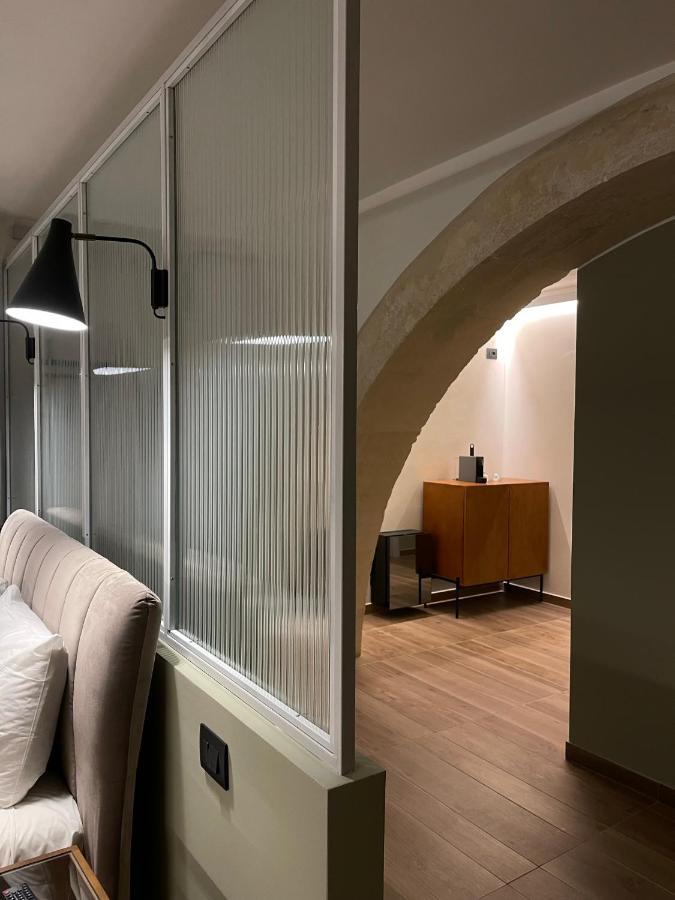 Raha Suites Syracuse Buitenkant foto