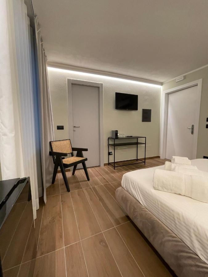 Raha Suites Syracuse Buitenkant foto