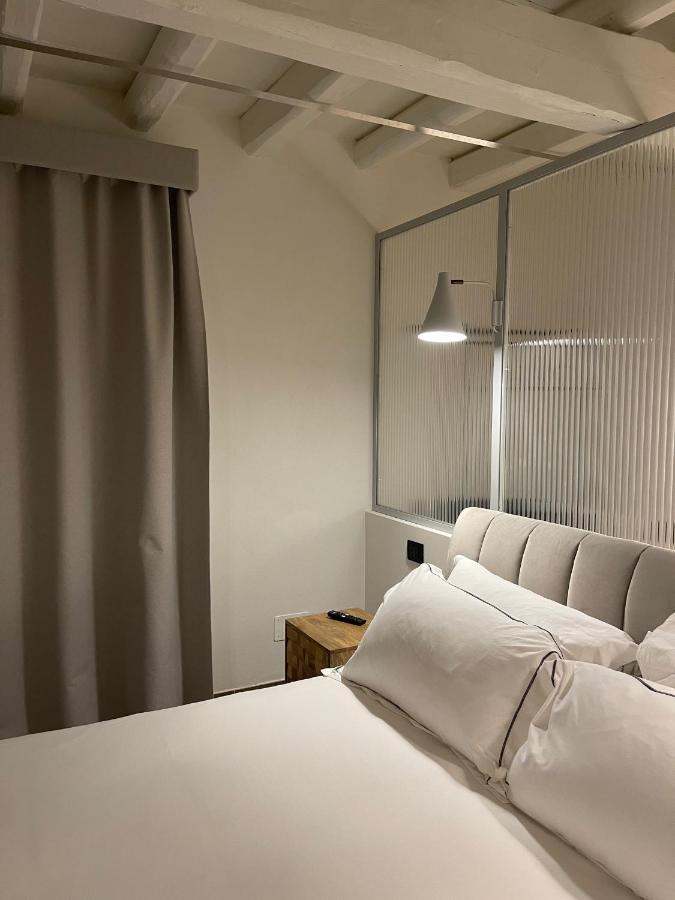 Raha Suites Syracuse Buitenkant foto